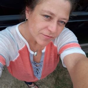 Meet your Posher, Tina